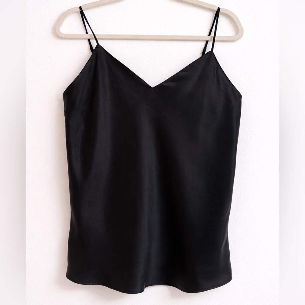 Victoria’s Secret Black Washable Silk Camisole Tank Top | Size M NWT